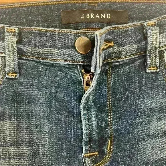 J BRAND Cropped Zip Skinny Jeans in Spirited Size 26 - Picture 10 of 16